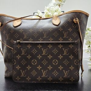 Louis Vuitton Neverfull MM Brown Monogram Tote Bag